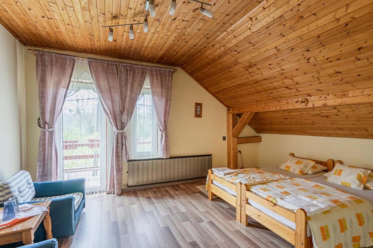 Gemenc Vendeghaz Hotel Hercegszanto Exterior photo